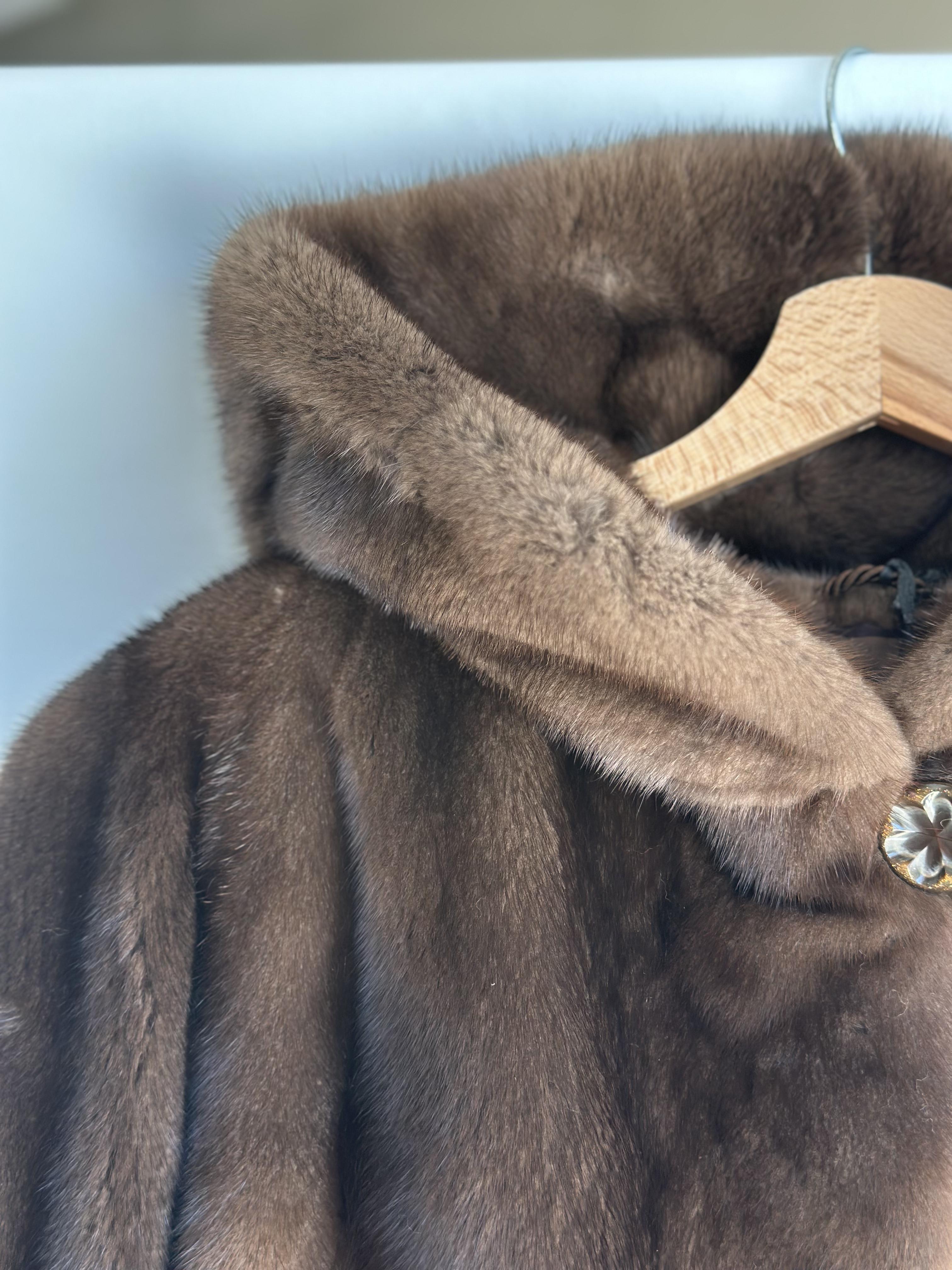 Brown Mink Short Jacket With Hood And Decorative Button
