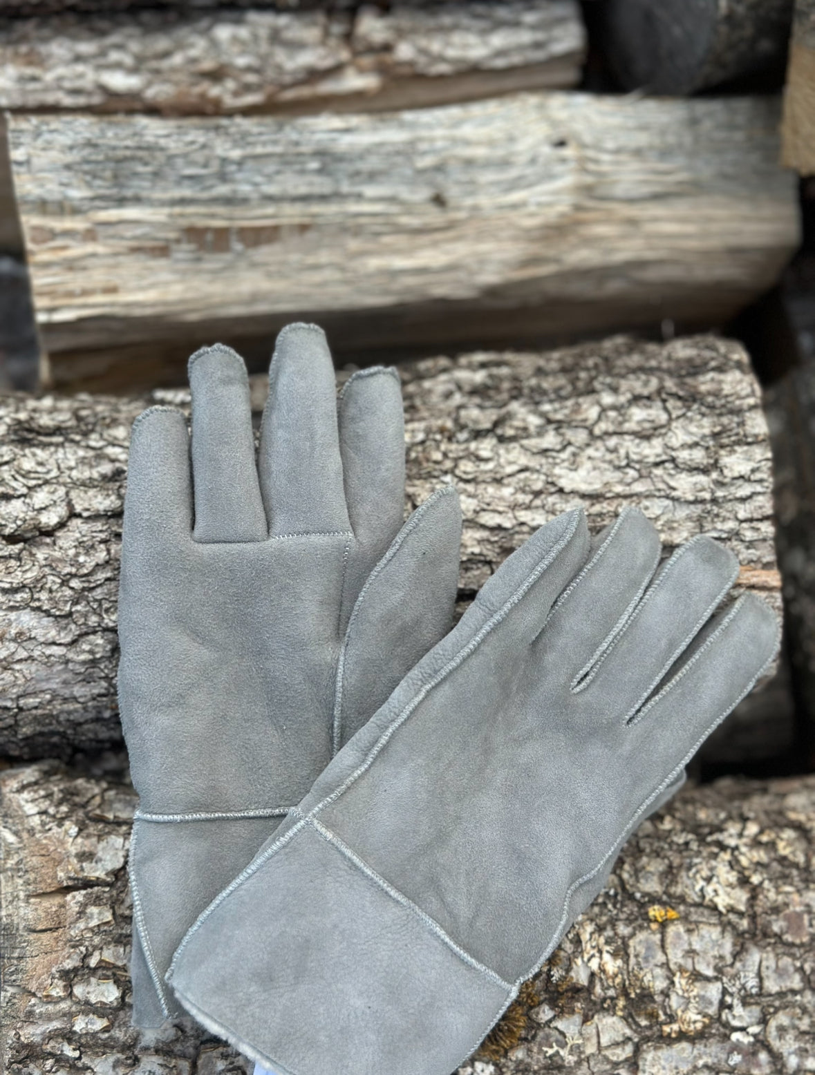 Light Grey Sheepskin Gloves