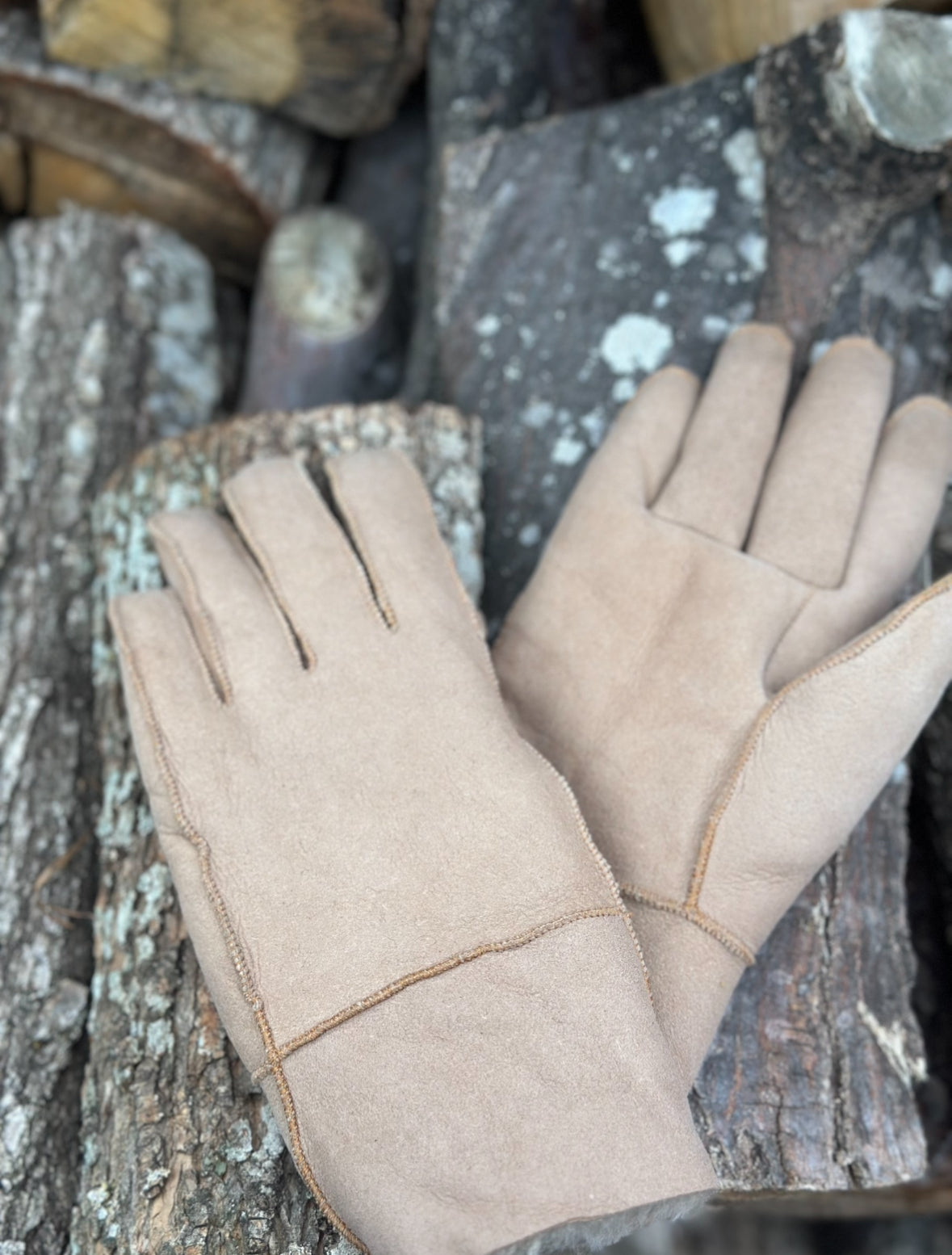 Sand Sheepskin Gloves