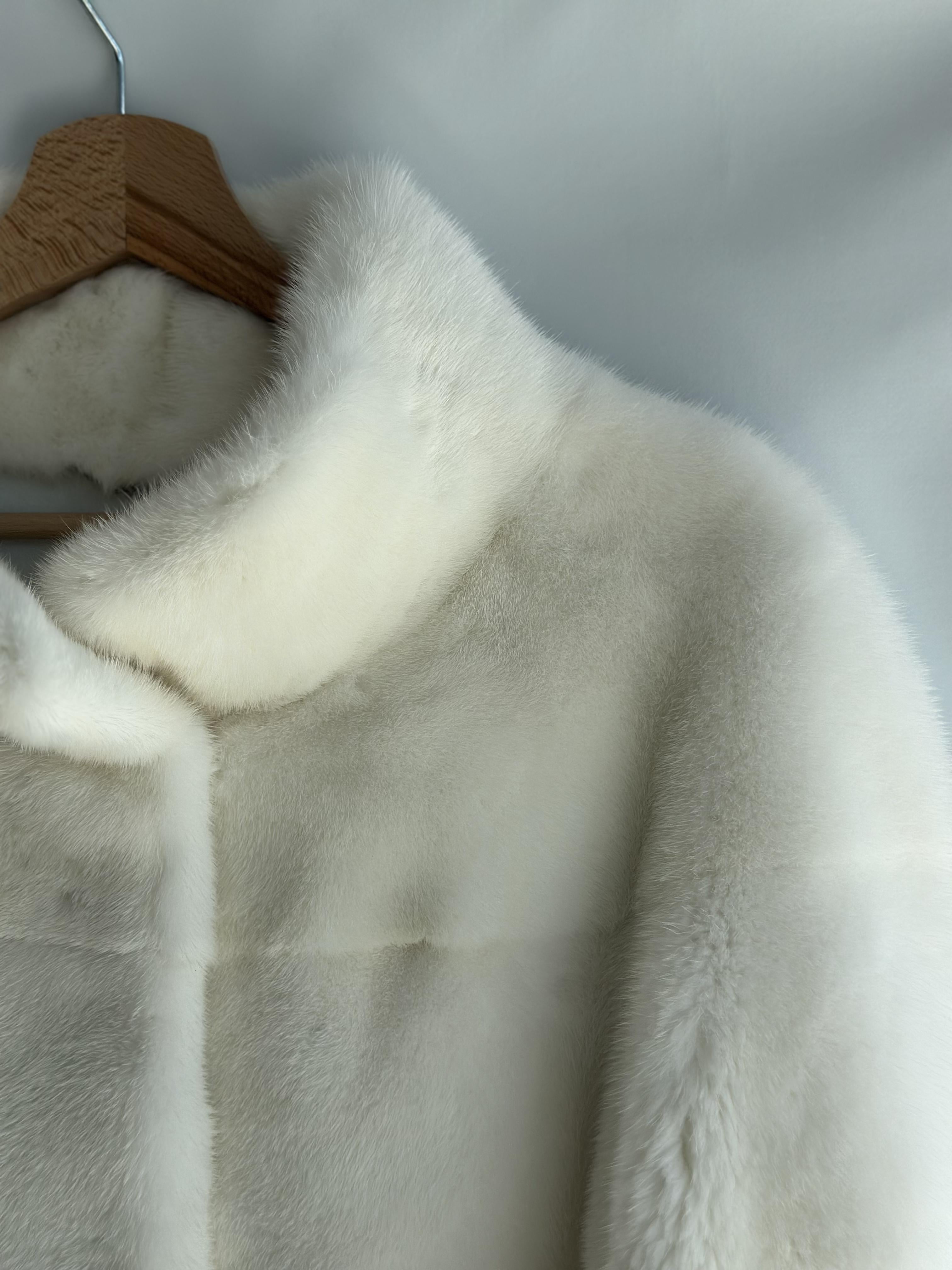 White Mink Short Jacket With Stand-up Collar